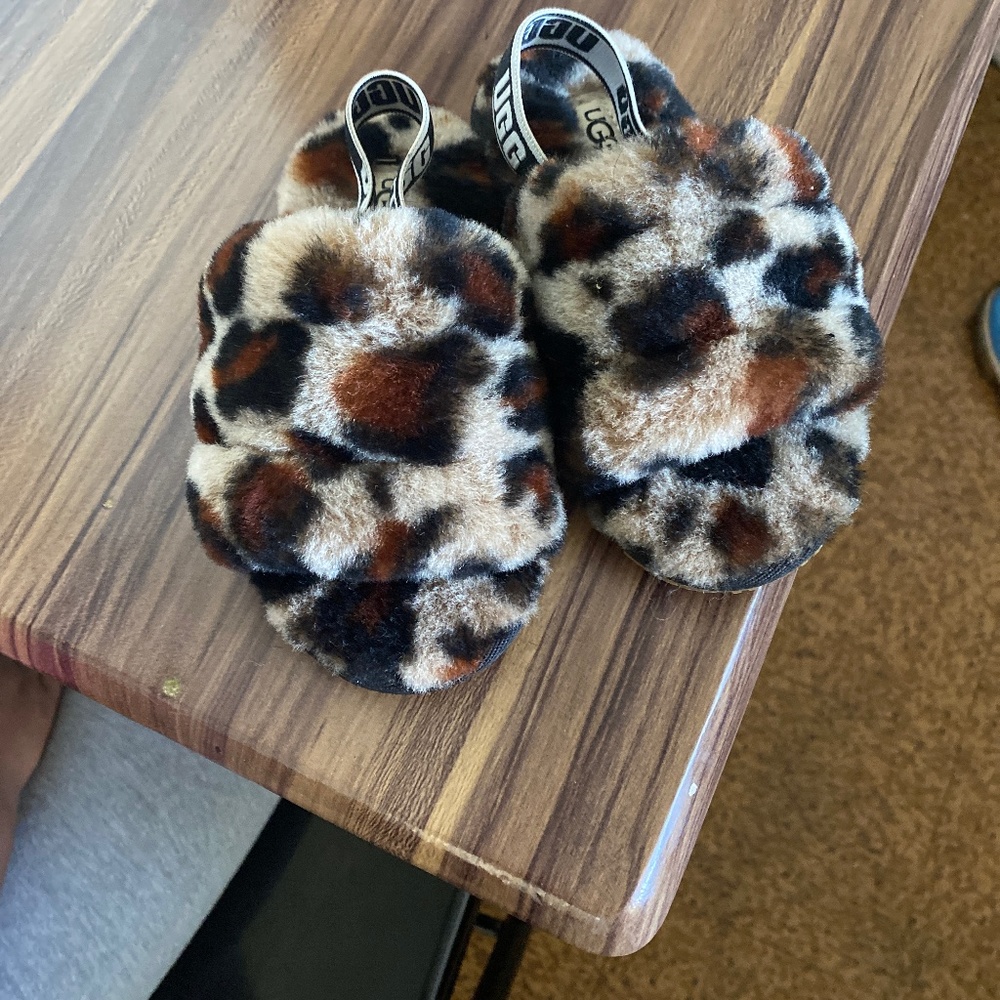 Cheetah Ugg slides